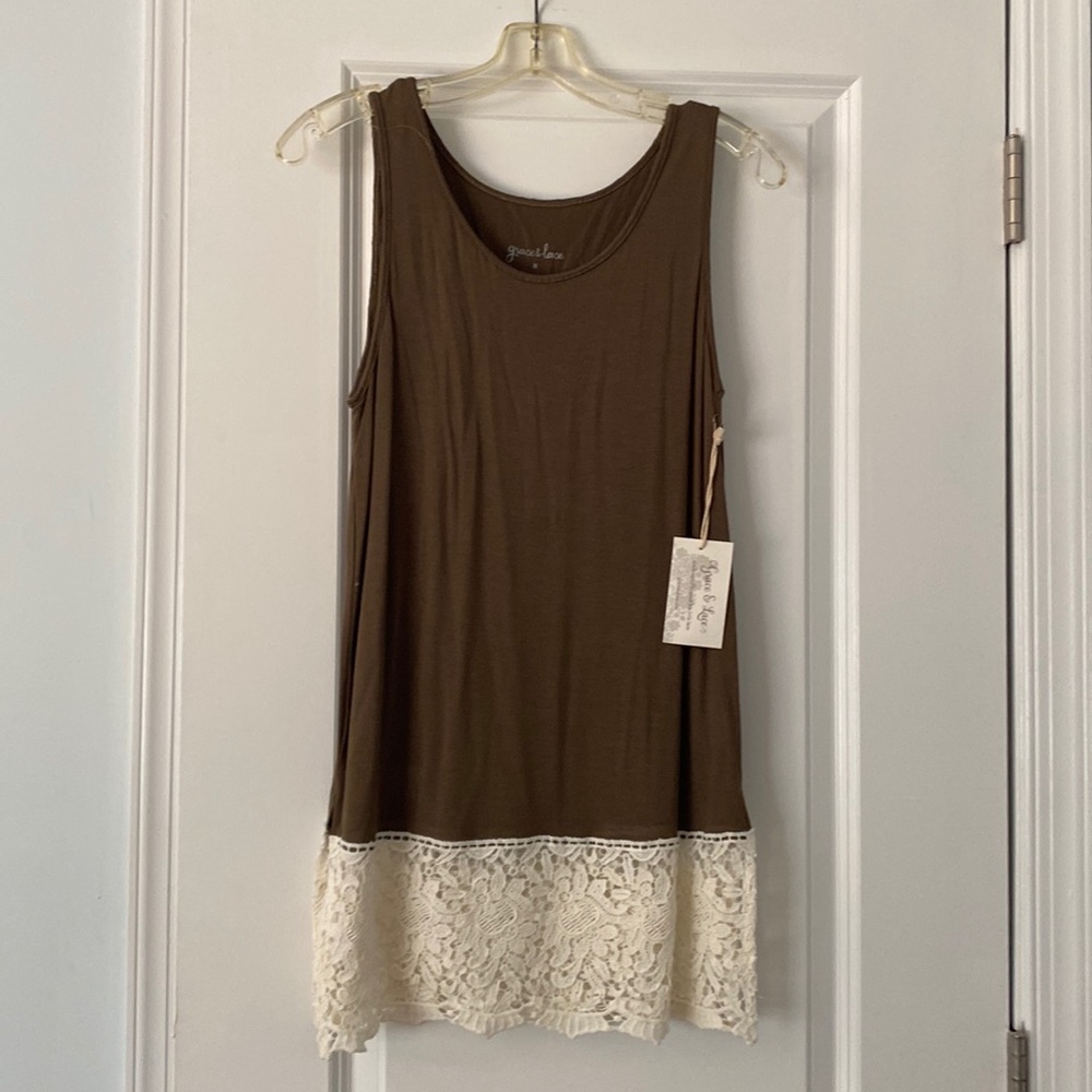 Grace and Lace, size M, olive green and lace tank top